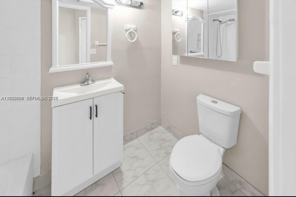 18801 Ne 2nd Ave #1006 - Photo 5 of 8