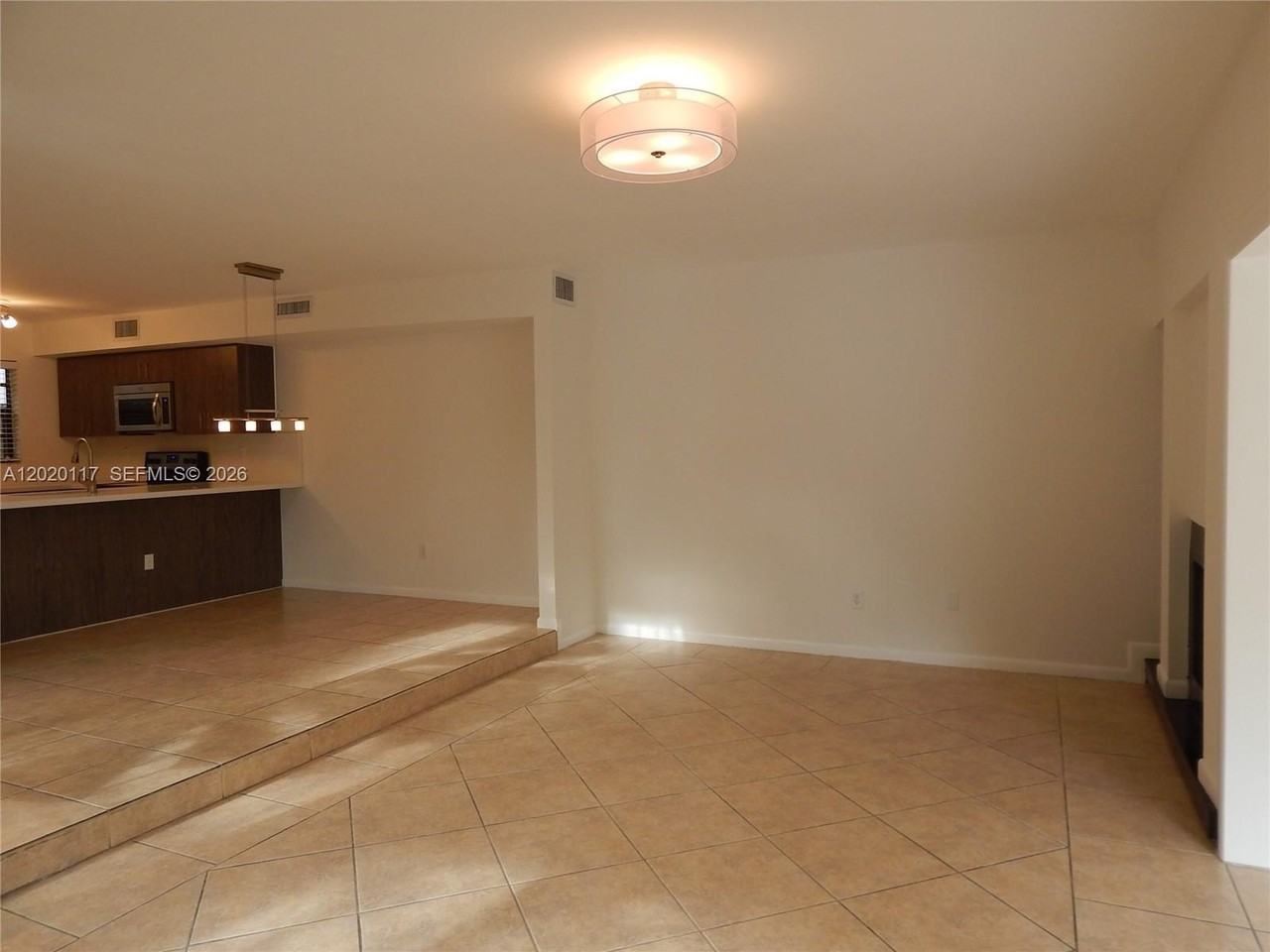 3119 Sw 27th Ave #3119 - Photo 7 of 20