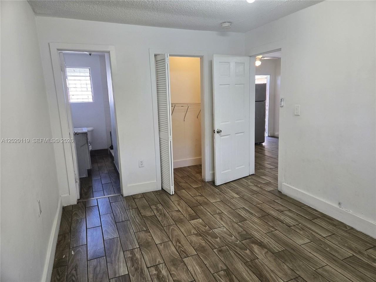 1662 Nw 1st St #2 - Photo 6 of 8