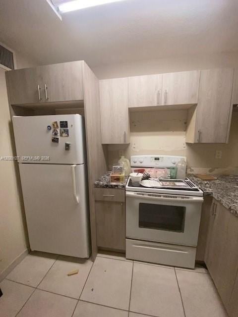 14148 Sw 93rd Ln #14148 - Photo 4 of 8