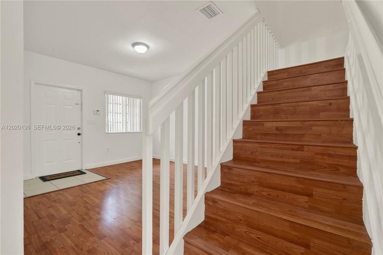 8566 Sw 214th Way #0 - Photo 3 of 19