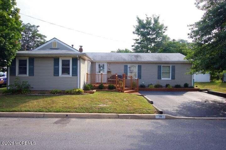 18 Mills Ave - Photo 2 of 13