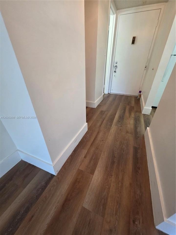 4374 Nw 9th Ave #18-3C - Photo 6 of 40