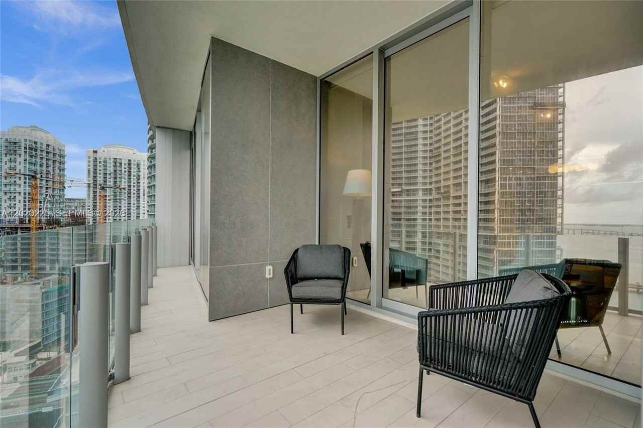 300 Biscayne Boulevard Way #2305W - Photo 7 of 50