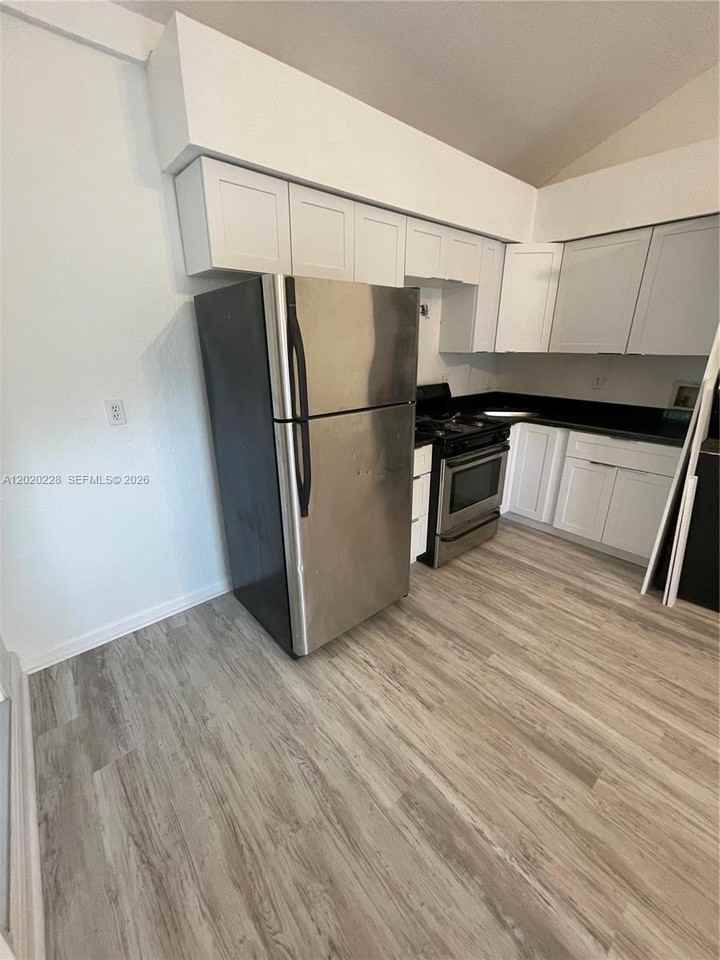 742 New Jersey St #1 - Photo 6 of 15