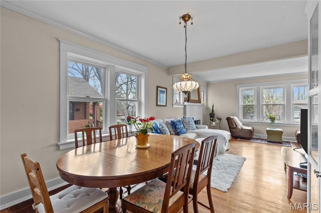 1027 Curran Ave - Photo 7 of 28