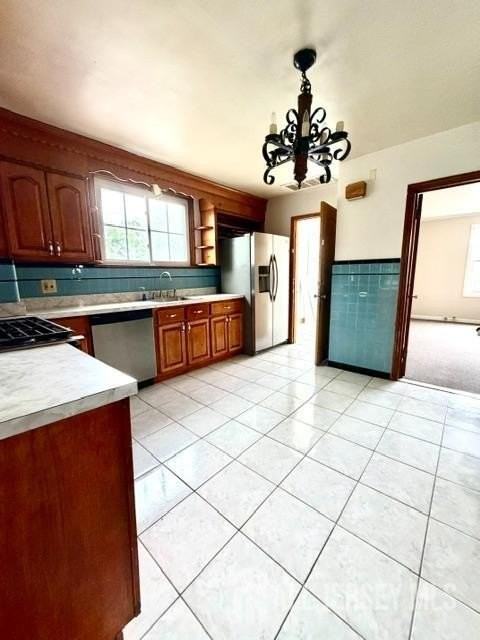 581 W Side Ave - Photo 2 of 12