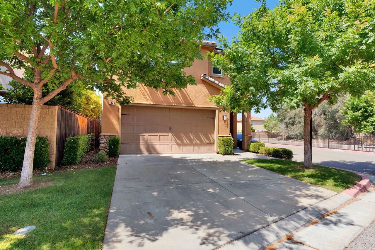1446 Sundial Way #1 - Photo 3 of 36