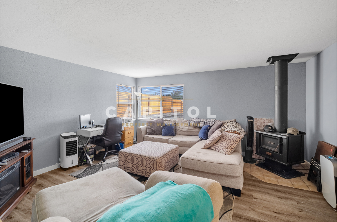 9140 Clover Dr Se - Photo 2 of 15