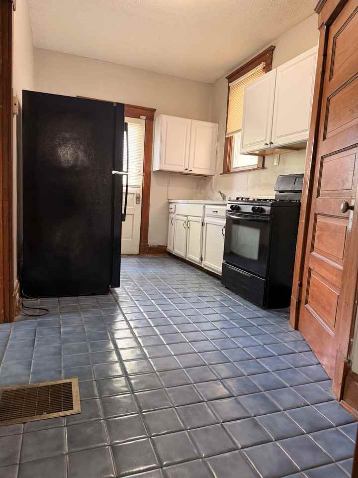 1740 Minion Ave #1 - Photo 5 of 8