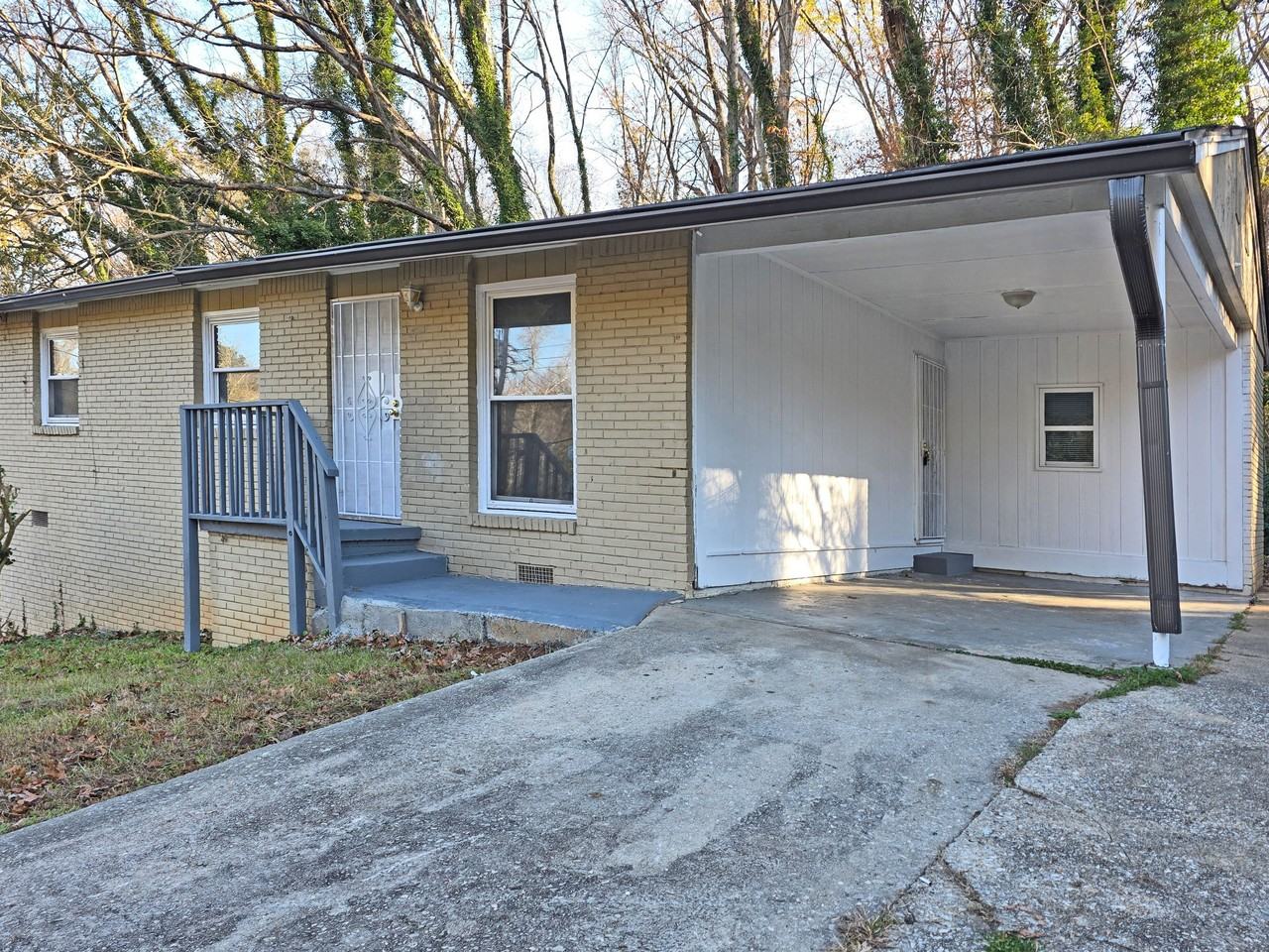 2332 Baywood Dr Se #1 - Photo 3 of 29