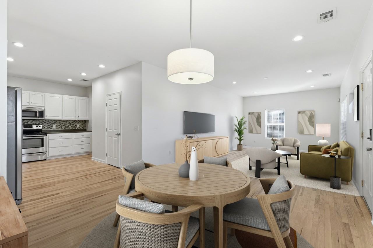 1522 22nd Ave N #1 - Photo 3 of 6
