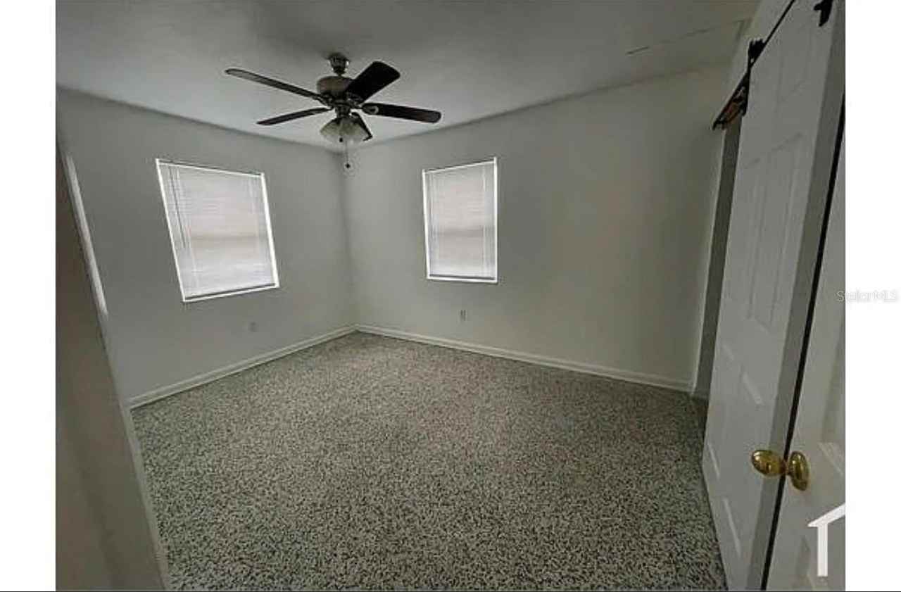 21499 Glendale Ave - Photo 6 of 8