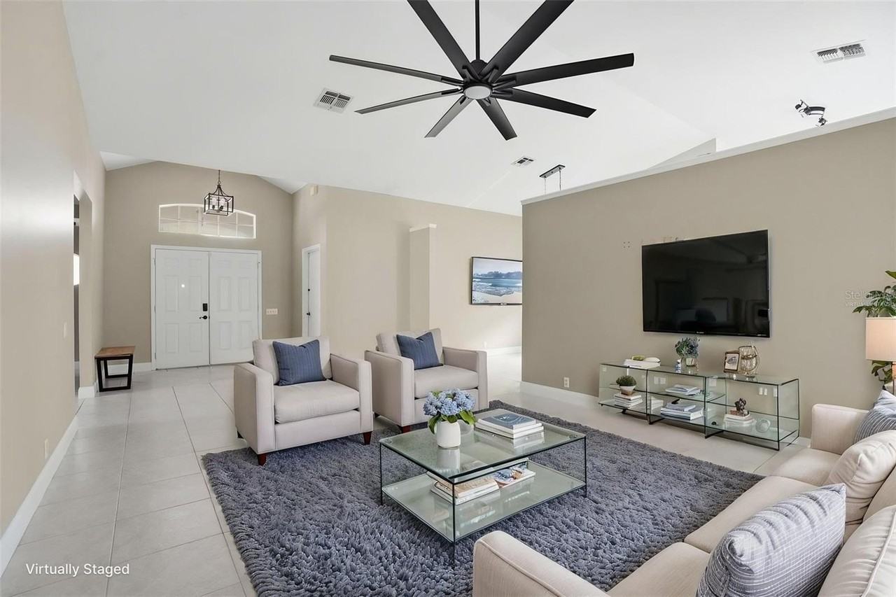 14305 Tennyson Dr - Photo 6 of 50