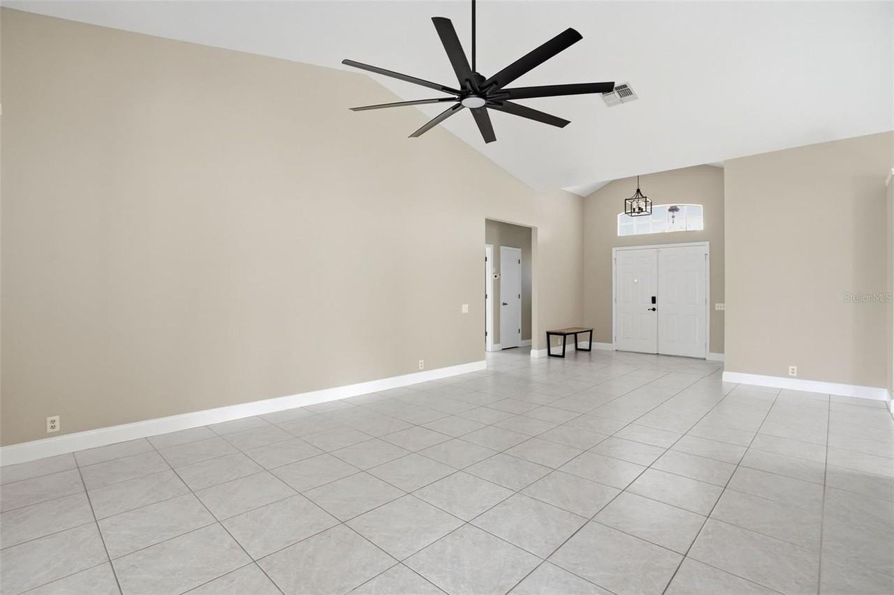 14305 Tennyson Dr - Photo 7 of 50