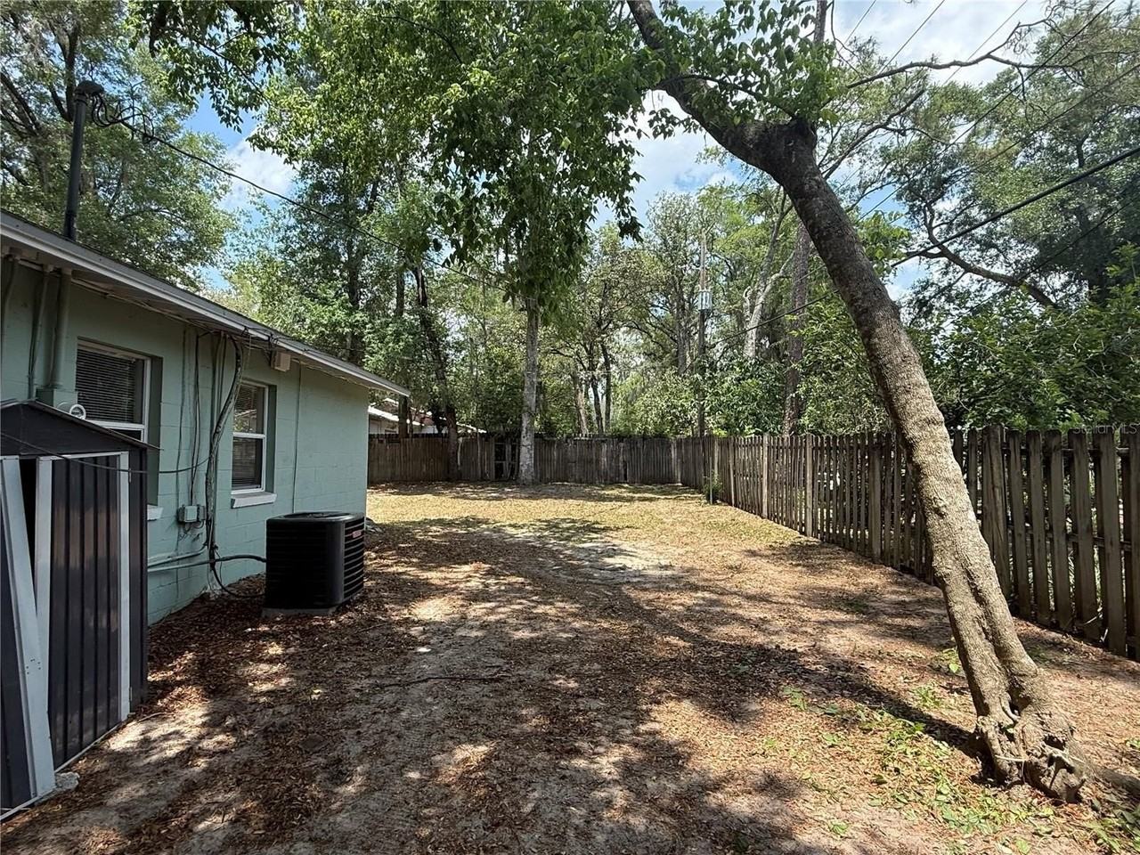 217 Nw 36th Dr - Photo 5 of 22