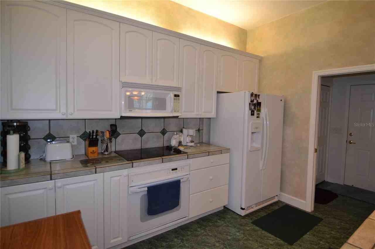 79 Nw 48th Blvd - Photo 7 of 30