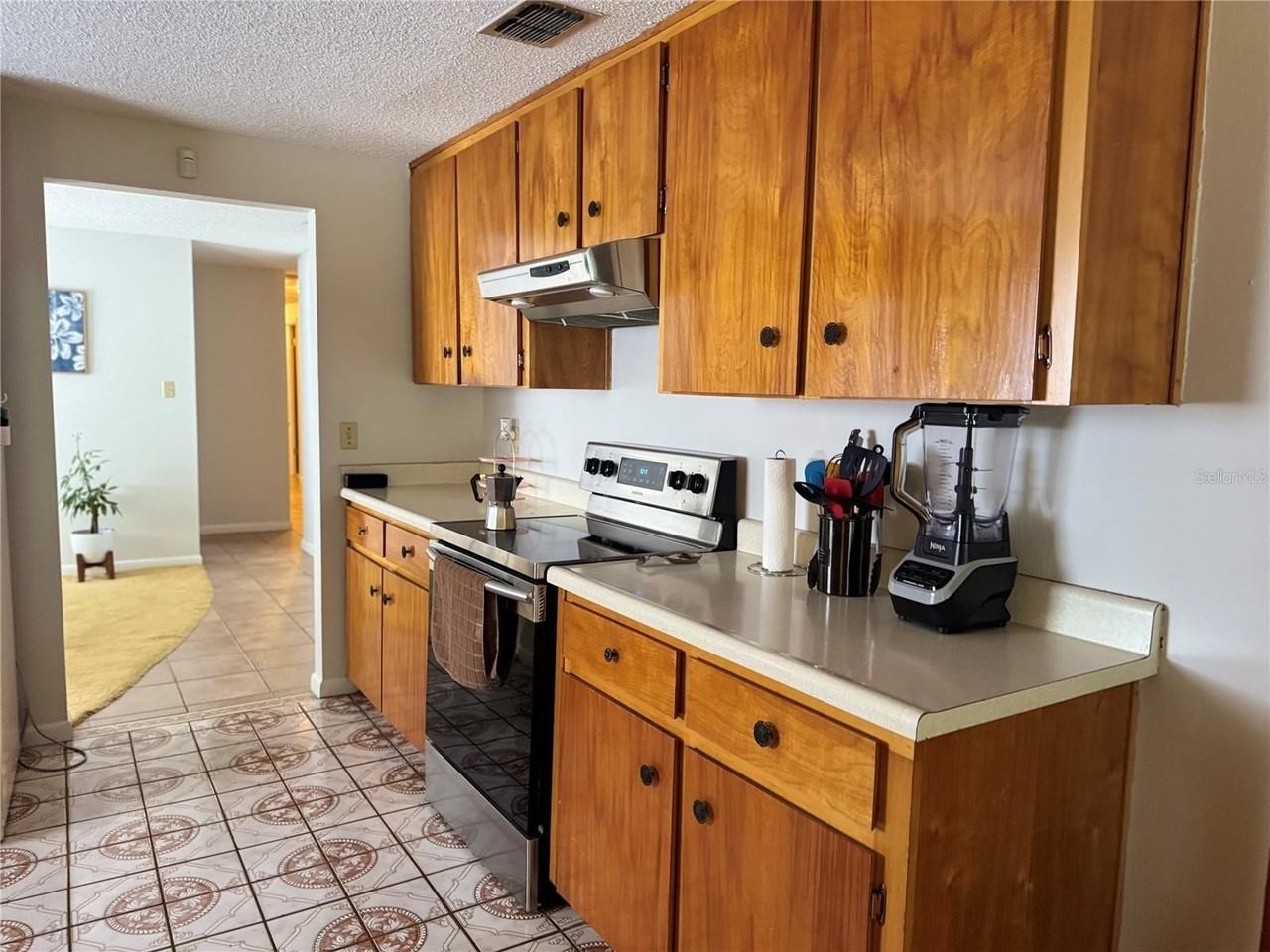 803 Glen Arden Way - Photo 4 of 22