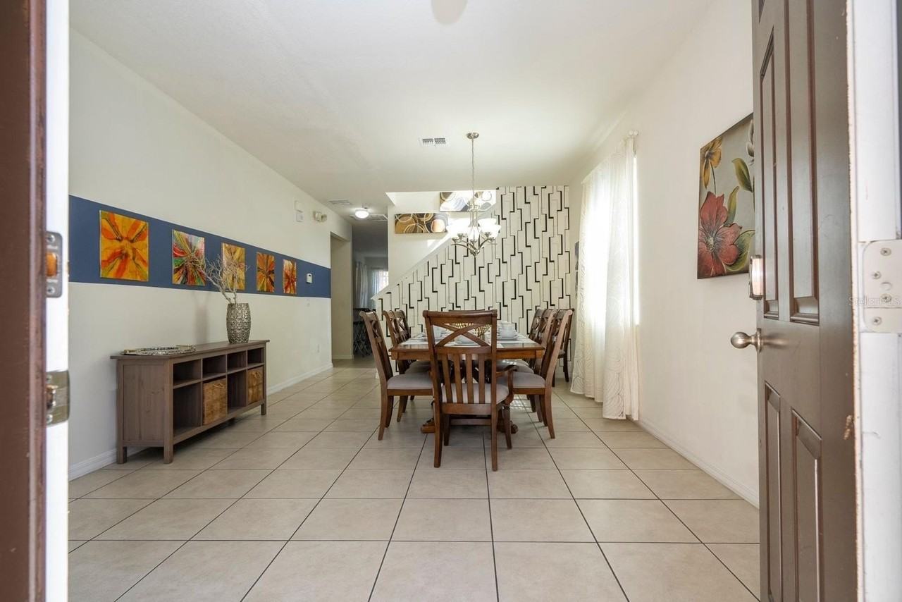 2625 Santosh Cv - Photo 2 of 46