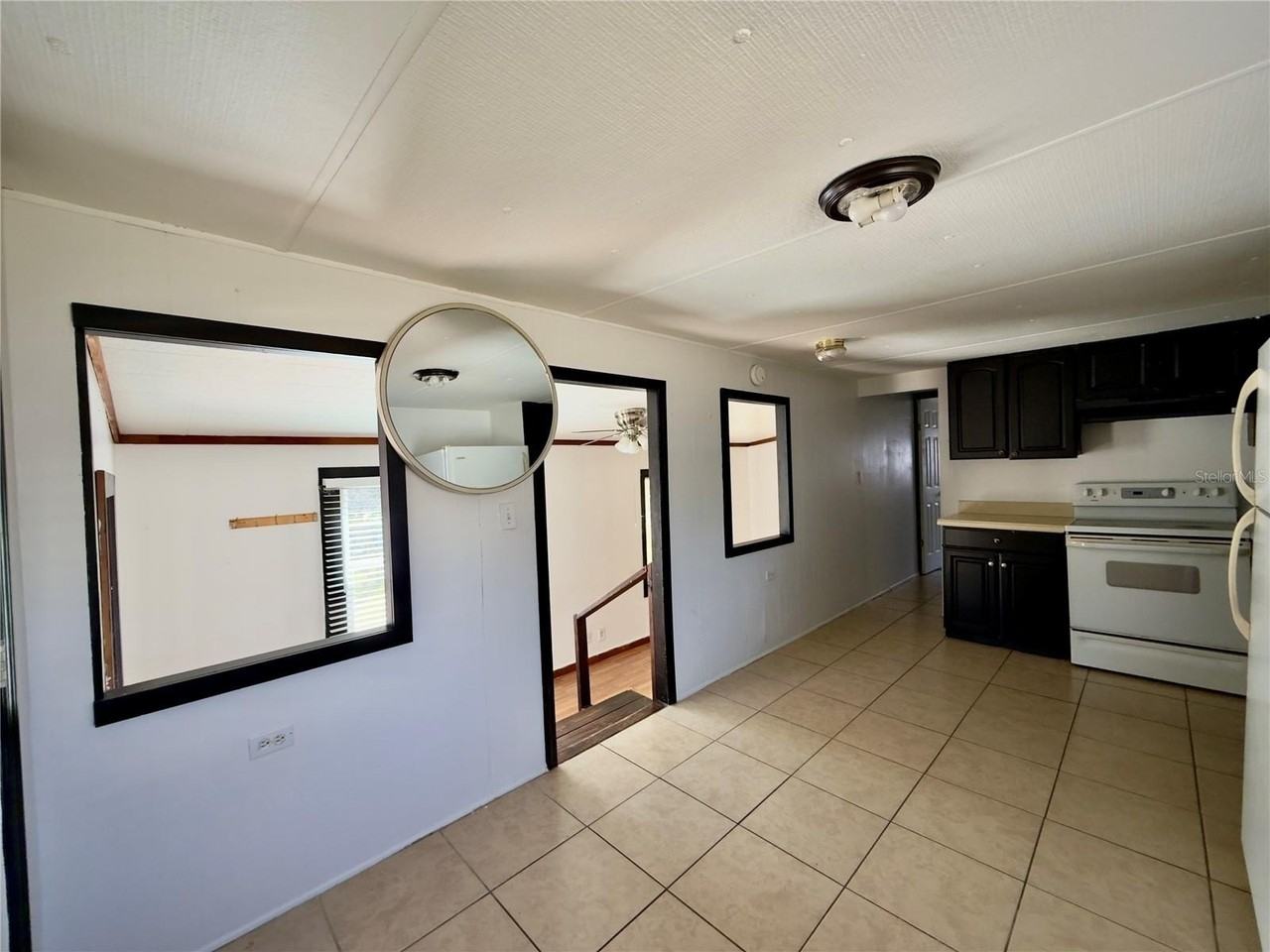 760 Bayou Dr - Photo 5 of 14