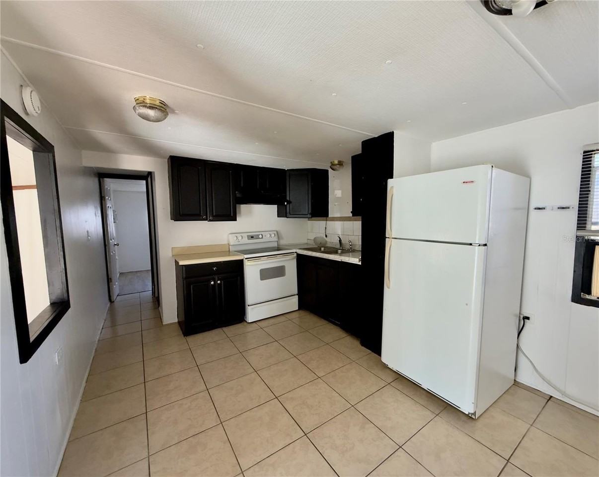 760 Bayou Dr - Photo 6 of 14