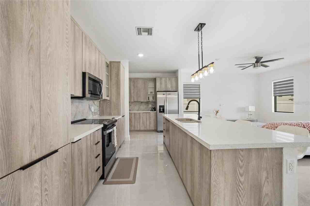 6337 Chorus Dr - Photo 6 of 30