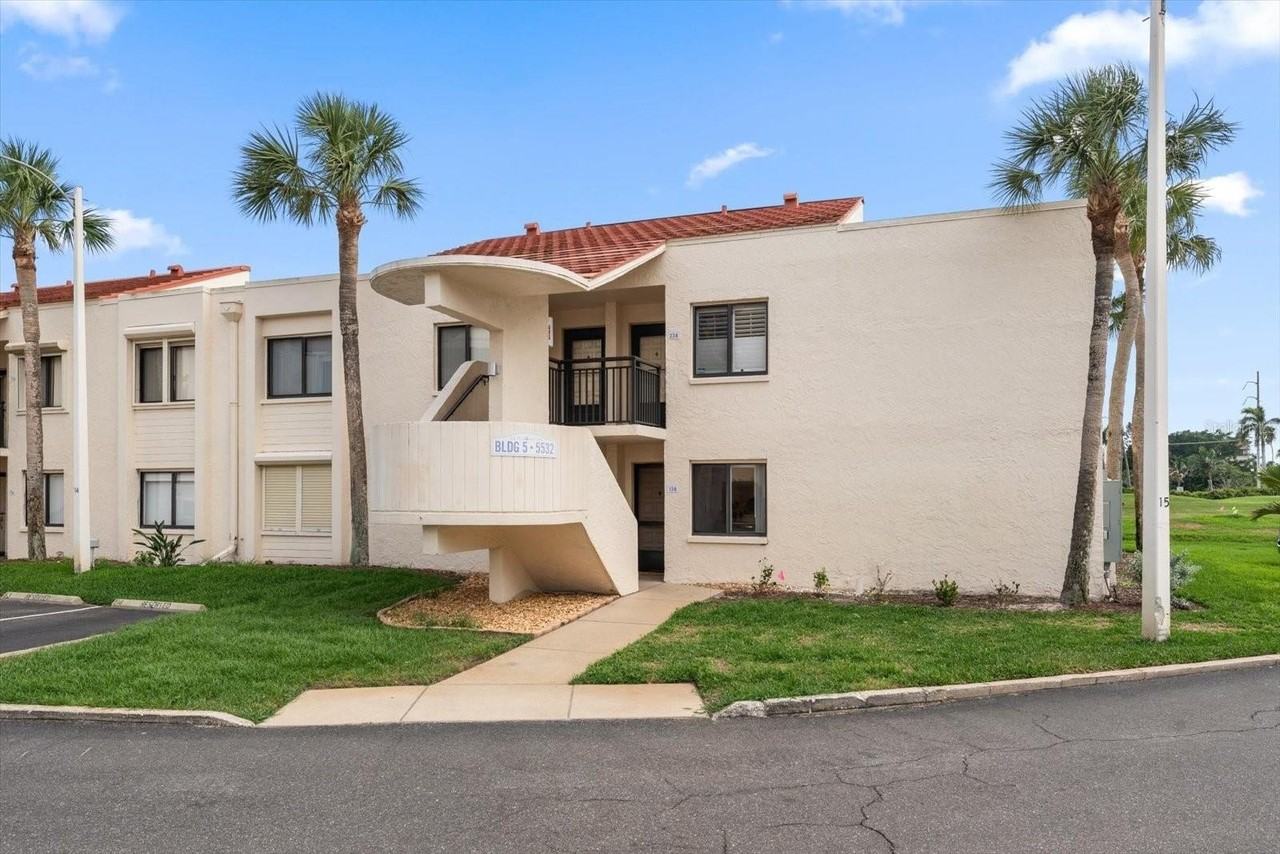 5532 Puerta Del Sol Blvd S #138 - Photo 5 of 38