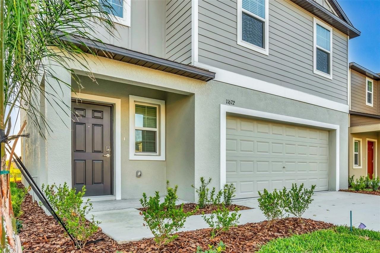 11672 Radiant Shore Loop - Photo 3 of 41