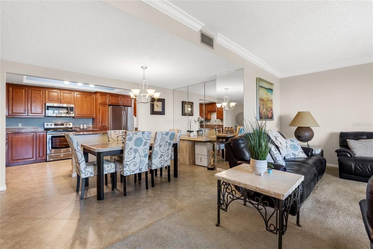 150 Belleview Blvd #508 - Photo 5 of 18