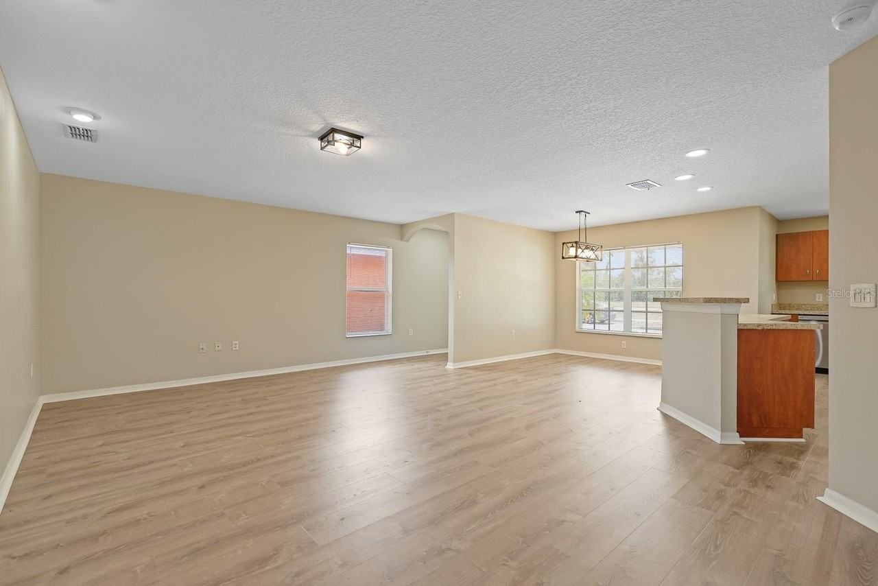 2106 Pleasant View Ave - Photo 7 of 31