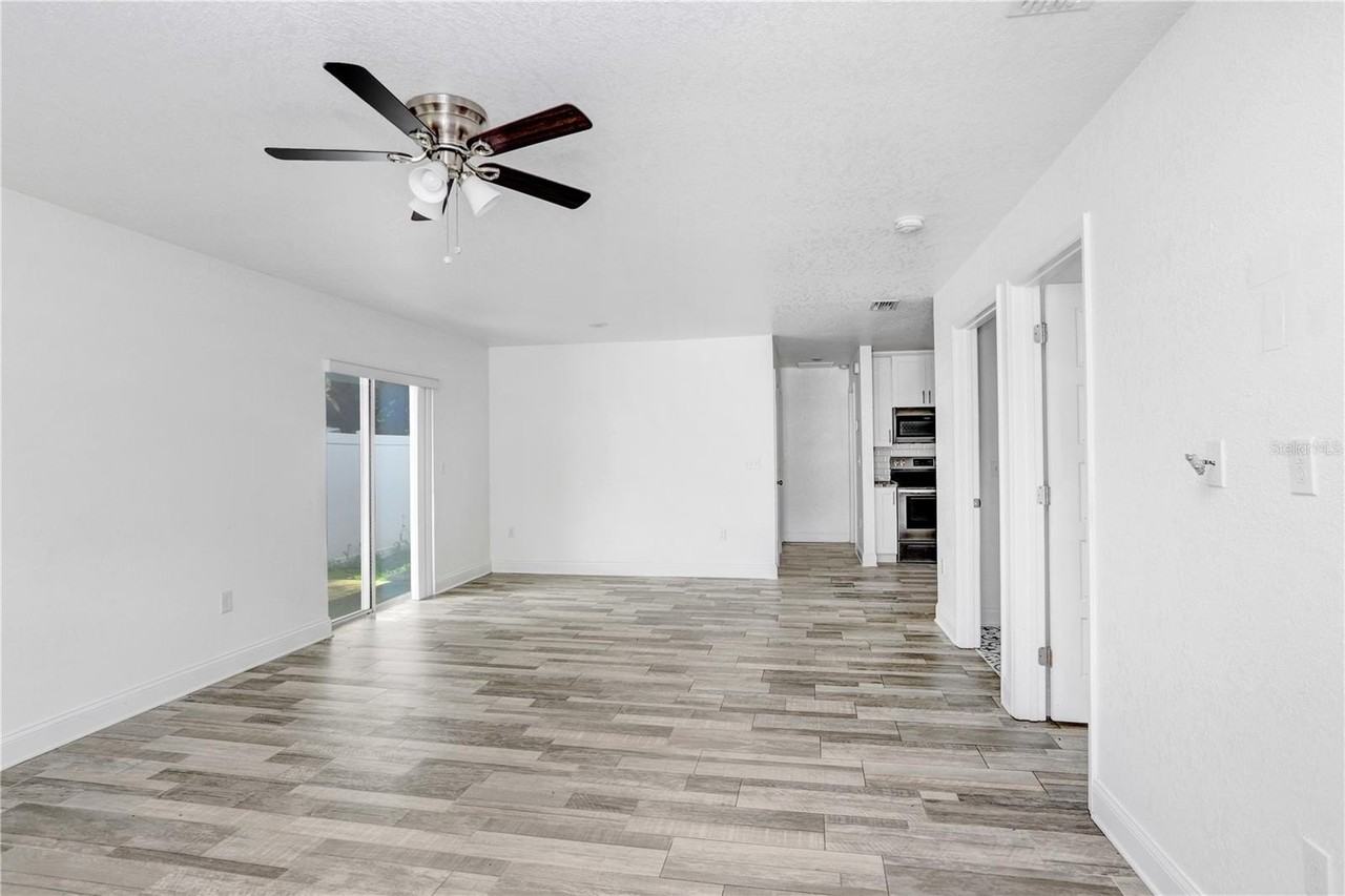 349 Honey Bee Ln - Photo 5 of 20