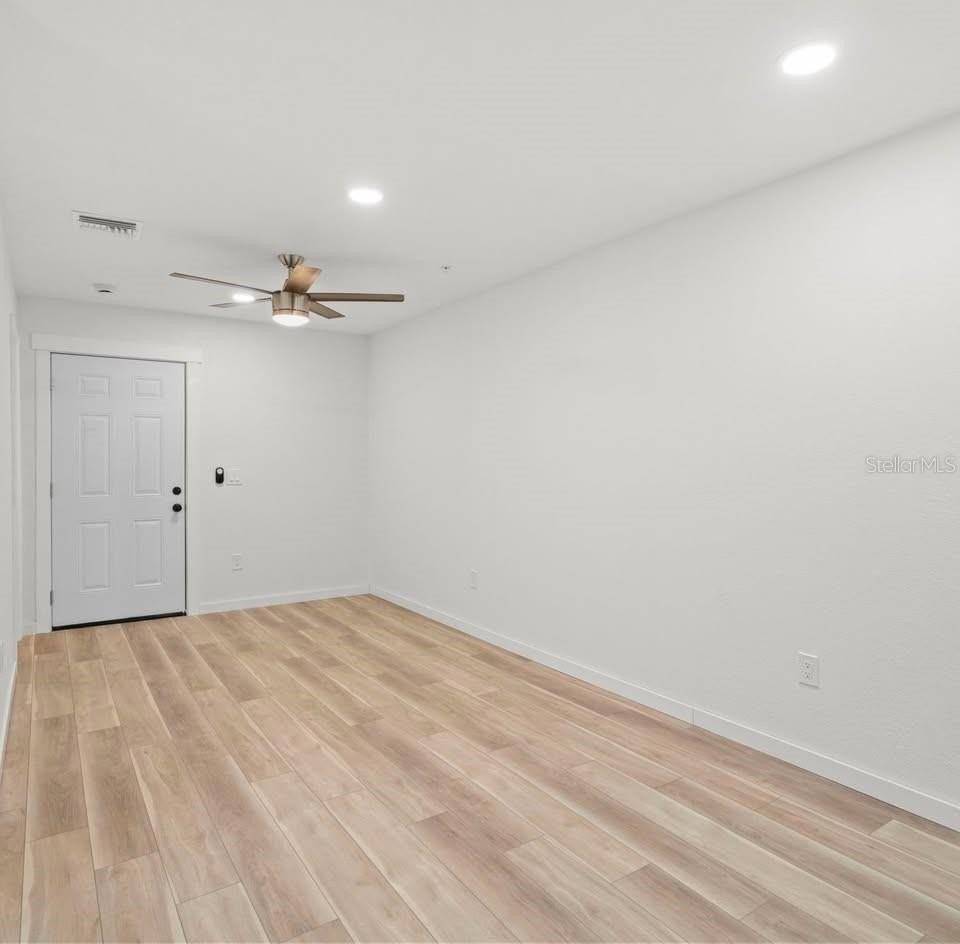 3107 16th St N - Photo 7 of 21