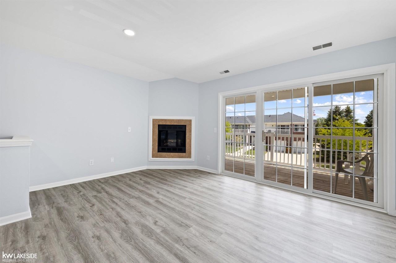 14378 Moravian Manor Cir - Photo 7 of 23