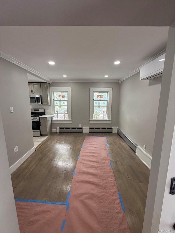 6547 79th St #2 - Photo 3 of 10