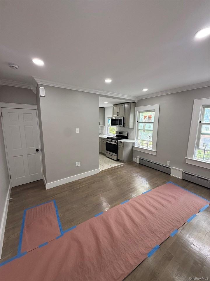 6547 79th St #2 - Photo 4 of 10