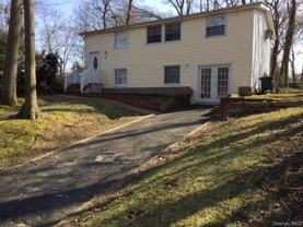10 Woodchuck Ln - Photo 1 of 1