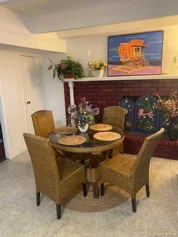10 Woodchuck Ln - Photo 3 of 20