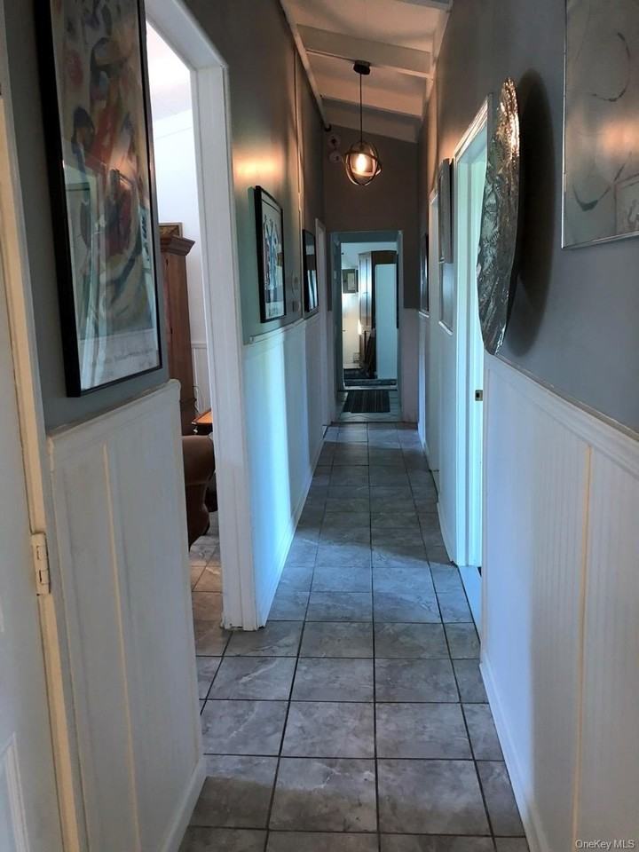 303 Old Town Rd - Photo 5 of 20