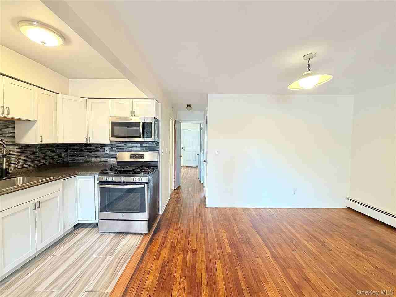 14407 101st Ave #2 - Photo 5 of 13