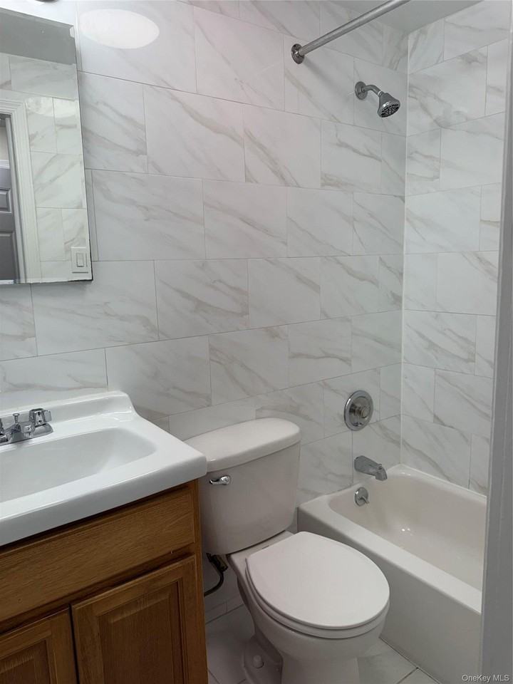8321 Lefferts Blvd - Photo 5 of 6
