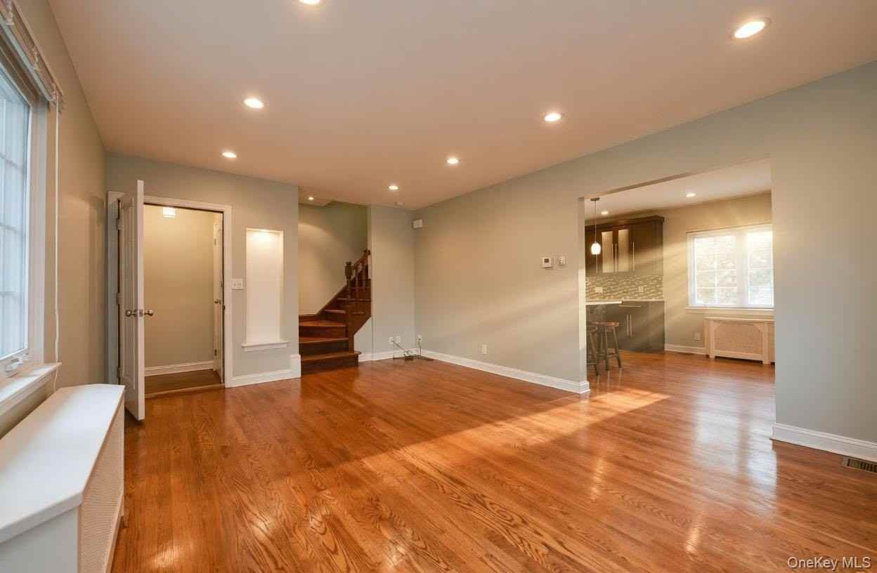 5847 215th St - Photo 5 of 5