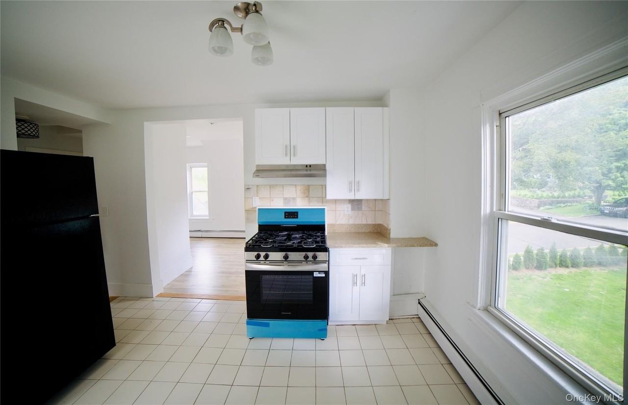 35 S Lawn Ave #3 - Photo 6 of 19