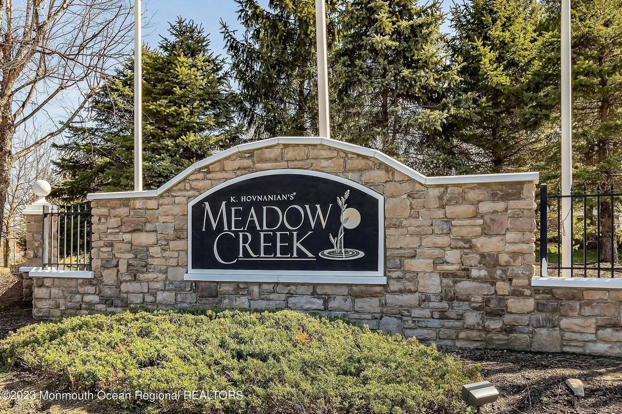 86 Deepwater Cir - Photo 4 of 44