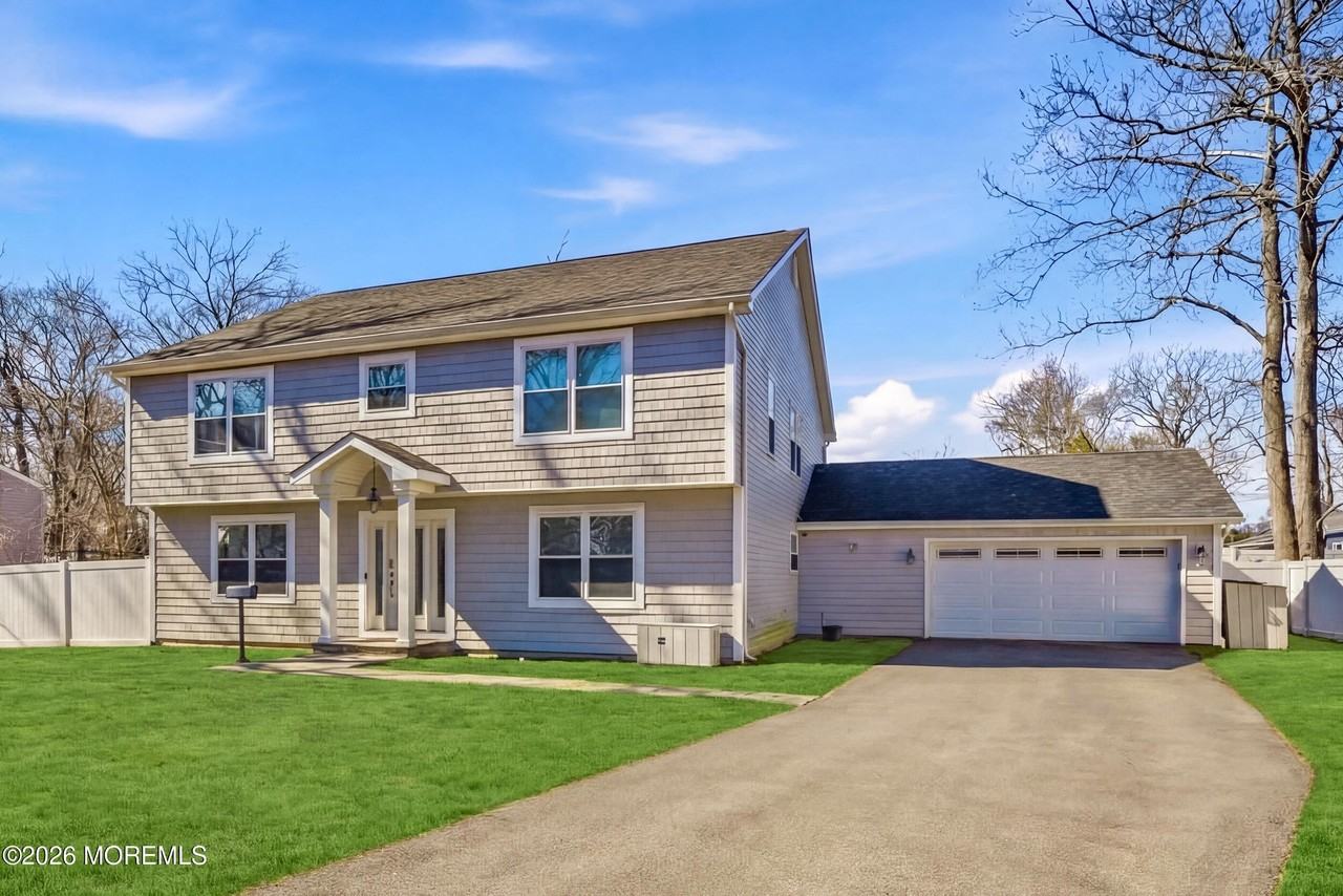 232 Woodcrest Rd - Photo 2 of 49
