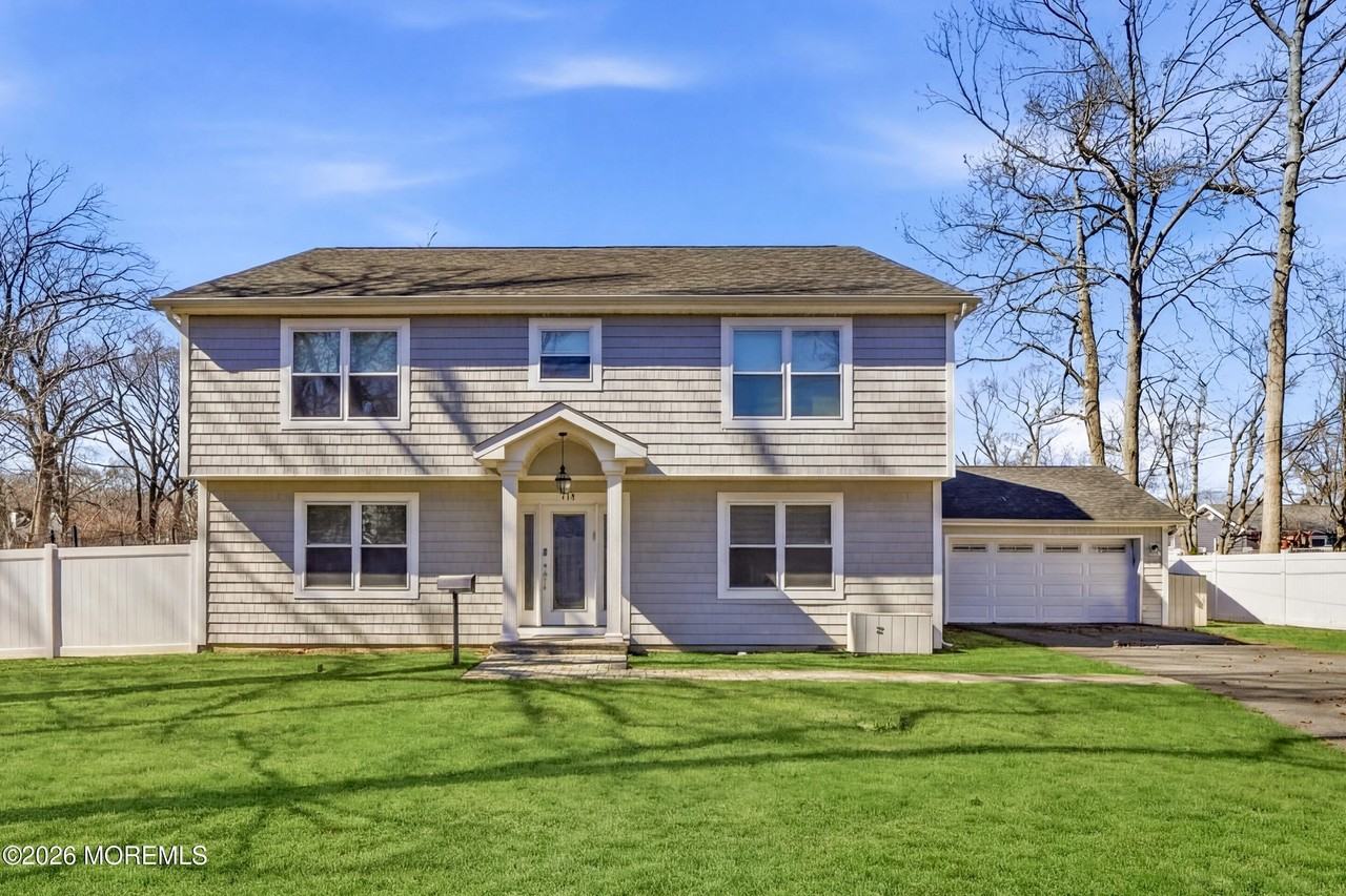 232 Woodcrest Rd - Photo 4 of 49