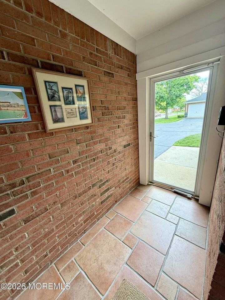 67 Dogwood Dr - Photo 3 of 23
