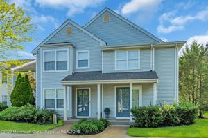 featured image of 131 Wellington Ct #4-1