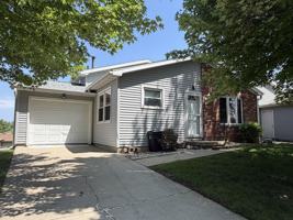 featured image of 1538 Hunt Dr #A