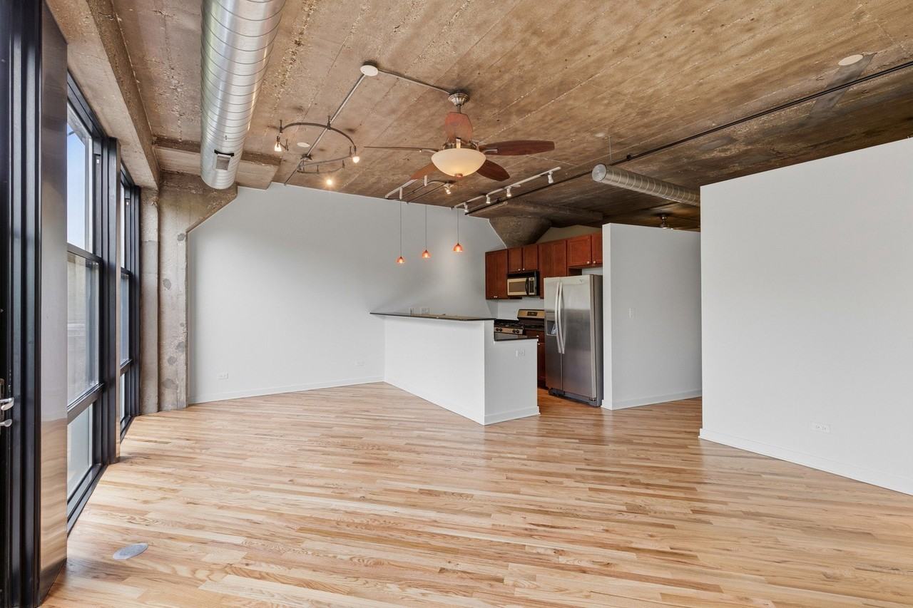1071 W 15th St #245 - Photo 5 of 24