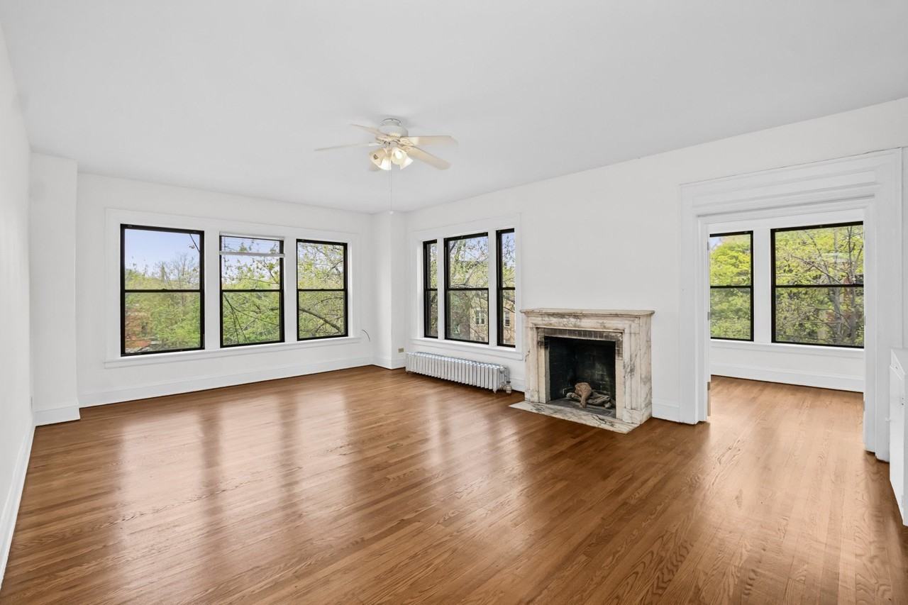1347 E Hyde Park Blvd #3 - Photo 7 of 22